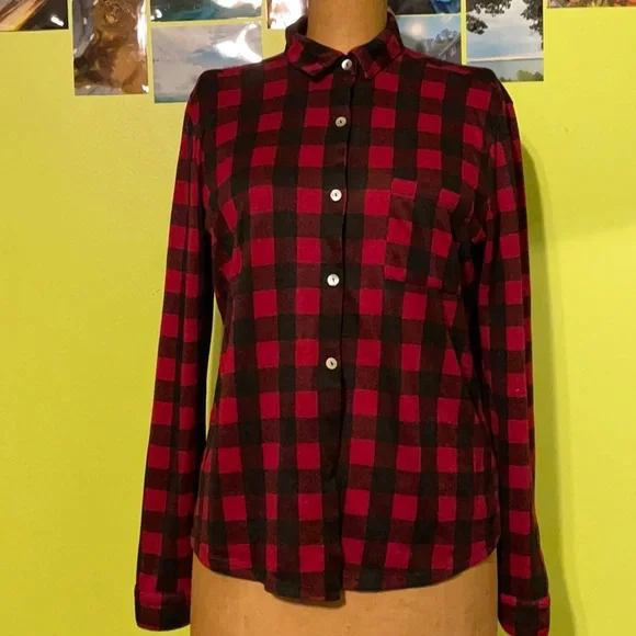 Button down - Picture 1 of 4